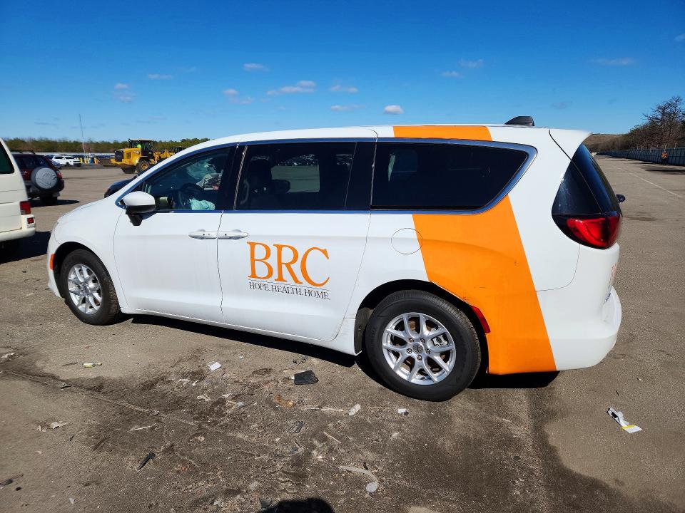 46355286 :رقم المزاد ، 2C4RC1CG7PR564595 vin ، 2023 Chrysler Voyager مزاد بيع