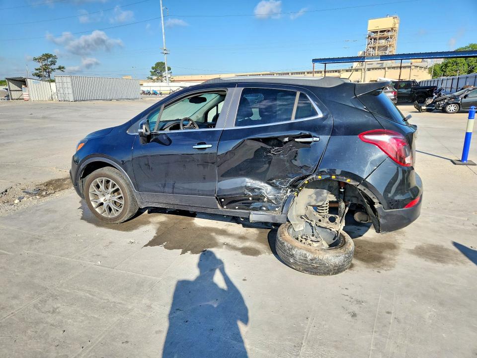 47879326 :رقم المزاد ، KL4CJ1SB5JB639490 vin ، 2018 Buick Encore مزاد بيع