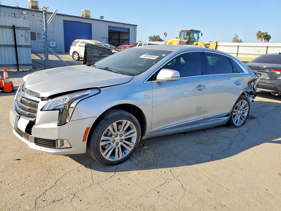 45658646 :رقم المزاد ، 2G61M5S31J9147032 vin ، 2018 Cadillac Xts مزاد بيع