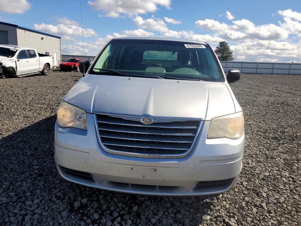 47655466 :رقم المزاد ، 2A4RR4DE2AR108955 vin ، 2010 Chrysler Town & Country مزاد بيع