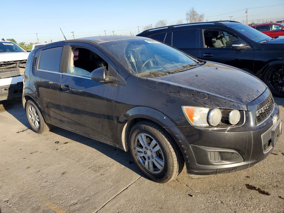 47061616 :رقم المزاد ، 1G1JC6SH2E4217799 vin ، 2014 Chevrolet Sonic مزاد بيع