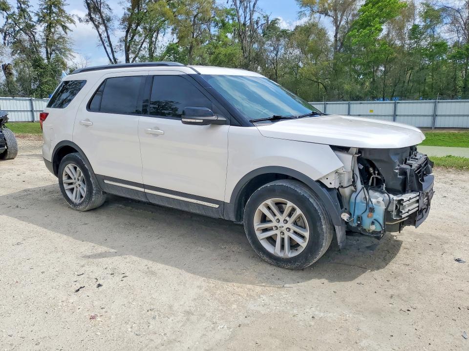 45960196 :رقم المزاد ، 1FM5K7D84HGE33912 vin ، 2017 Ford Explorer مزاد بيع