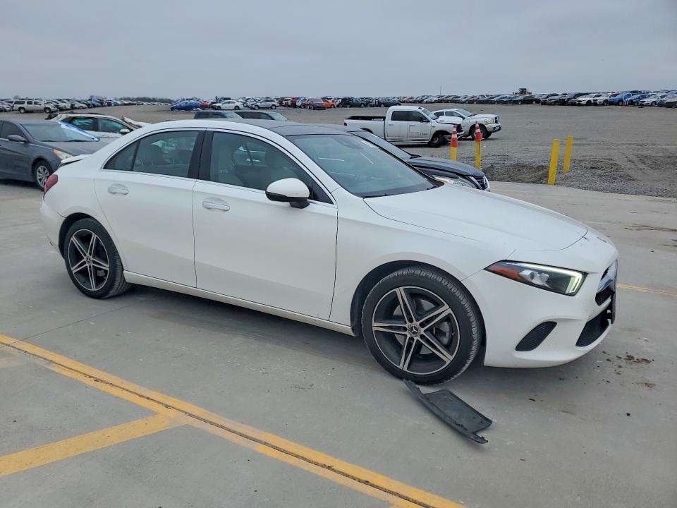 2019 Mercedes-benz A მანქანა იყიდება აუქციონზე, vin: WDD3G4FB4KW020783, აუქციონის ნომერი: 47430826