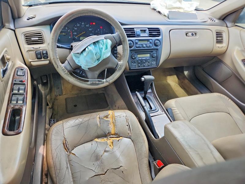 46483536 :رقم المزاد ، 1HGCG1658YA072752 vin ، 2000 Hond Accord مزاد بيع