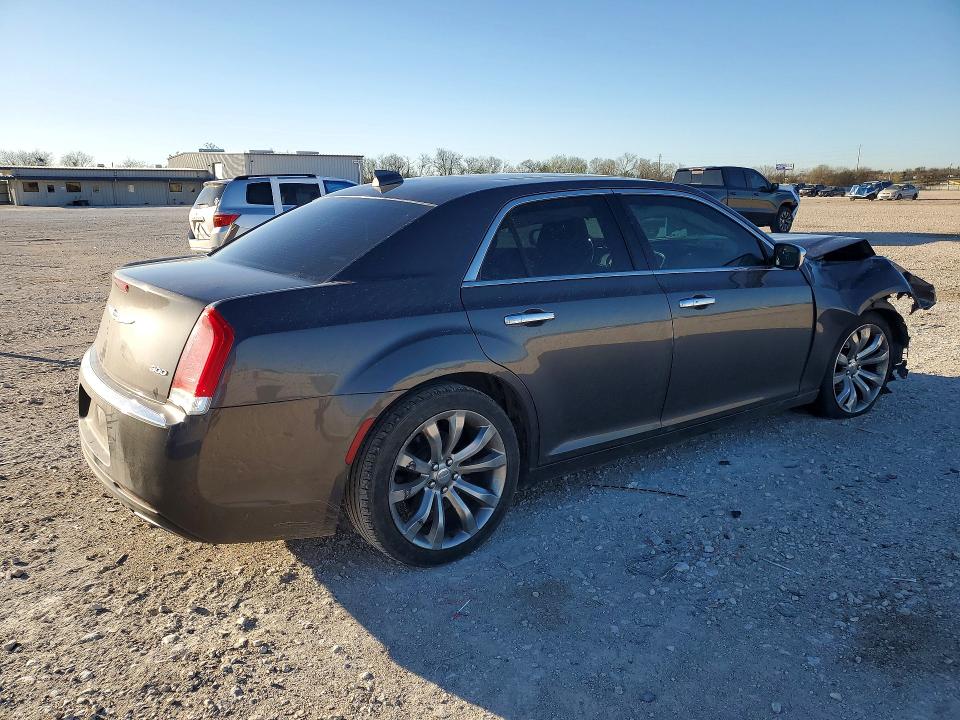 46041466 :رقم المزاد ، 2C3CCAEG9KH563034 vin ، 2019 Chrysler 300 مزاد بيع