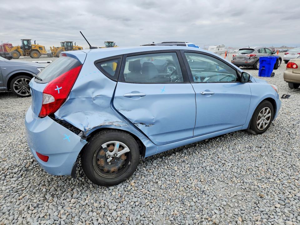 48007086 :رقم المزاد ، KMHCT5AE8DU092948 vin ، 2013 Hyundai Accent مزاد بيع