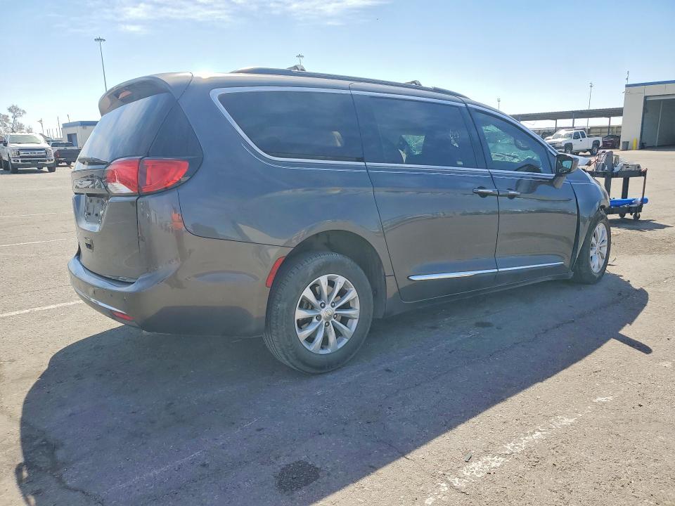 Aukcja sprzedaży 2017 Chrysler Pacifica, vin: 2C4RC1BG5HR642665, numer aukcji: 45491636
