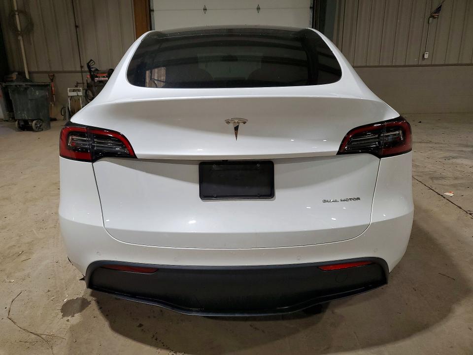 2022 Tesla Model Y მანქანა იყიდება აუქციონზე, vin: 7SAYGDEE9NA010335, აუქციონის ნომერი: 46565746