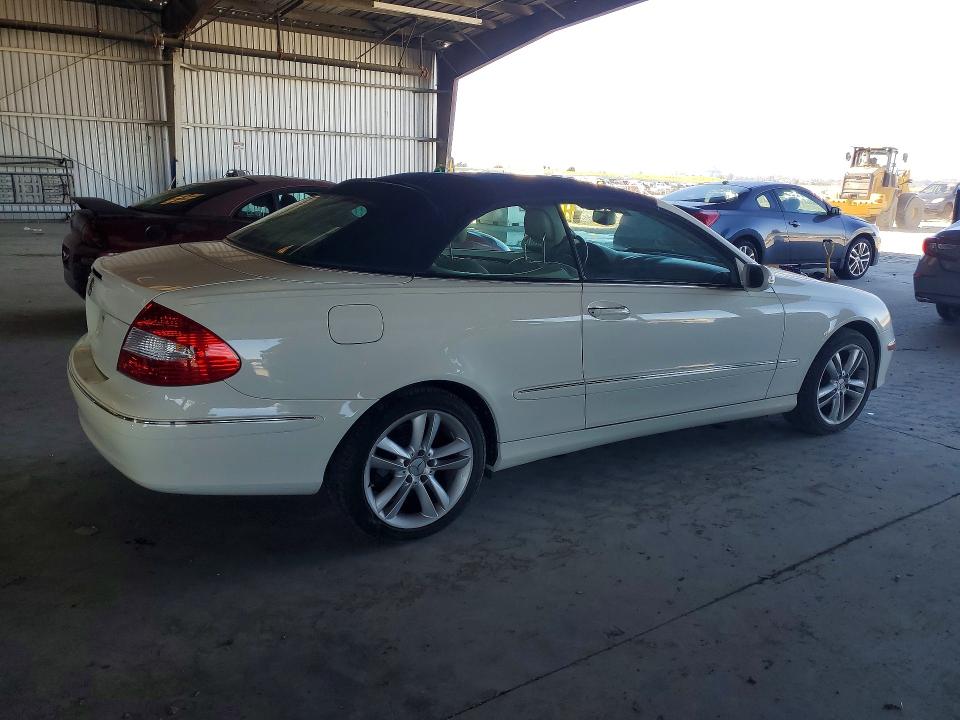 79048425 :رقم المزاد ، WDBTK56F57T078880 vin ، 2007 Mercedes-benz Clk مزاد بيع