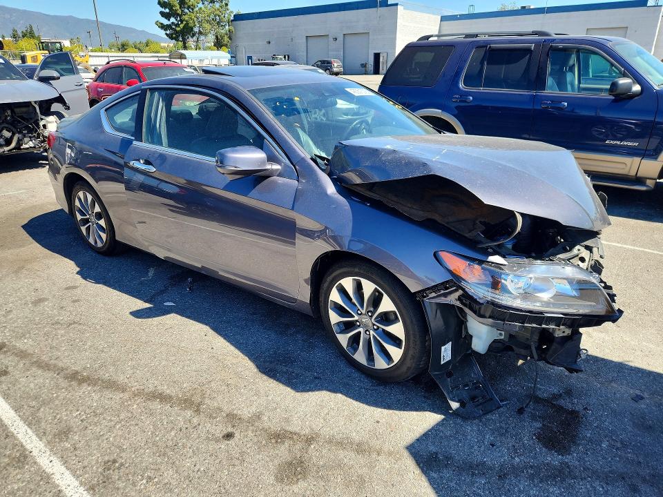 2013 Honda Accord მანქანა იყიდება აუქციონზე, vin: 1HGCT1B86DA005315, აუქციონის ნომერი: 46551576