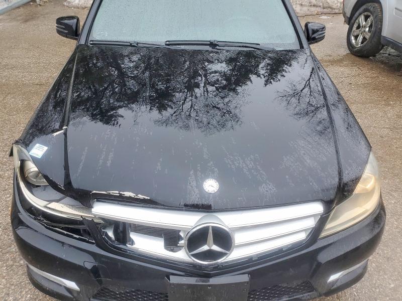 Продажа на аукционе авто 2012 Mercedes-benz C, vin: WDDGF8FB3CA735614, номер лота: 42070966