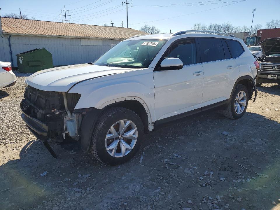 41827696 :رقم المزاد ، 1V2CR2CA8JC571320 vin ، 2018 Volkswagen Atlas مزاد بيع