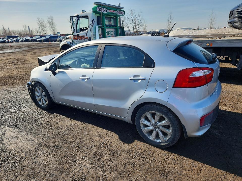 48107026 :رقم المزاد ، KNADN5A37G6593305 vin ، 2016 Kia Rio 5-door مزاد بيع