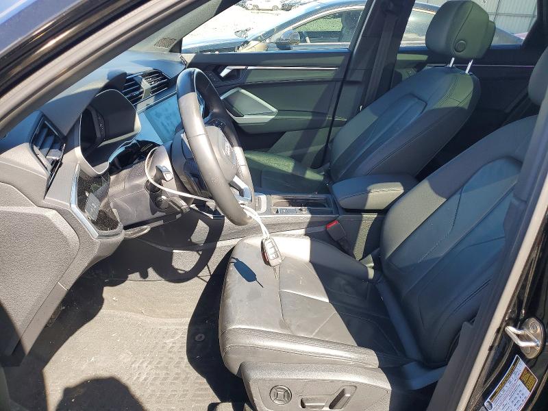 46363616 :رقم المزاد ، WA1EECF33M1129449 vin ، 2021 Audi Q3 مزاد بيع