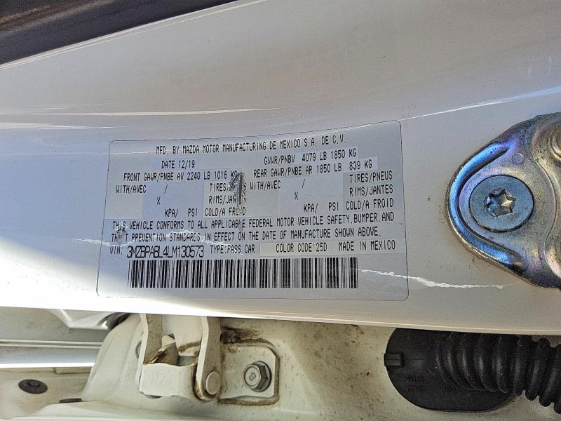 2020 Mazda 3 მანქანა იყიდება აუქციონზე, vin: 3MZBPABL4LM130573, აუქციონის ნომერი: 47215866