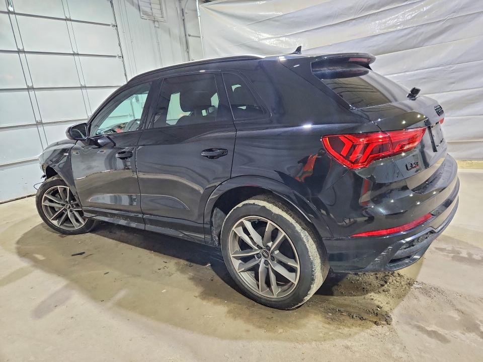 45487766 :رقم المزاد ، WA1EECF36N1148112 vin ، 2022 Audi Q3 مزاد بيع