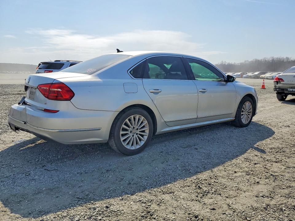Продаж на аукціоні авто 2016 Volkswagen Passat, vin: 1VWBT7A39GC029083, номер лоту: 79812025