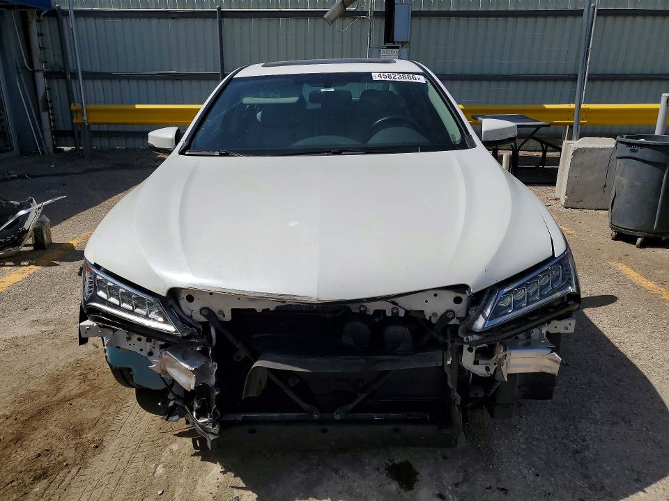 2017 Acura Tlx მანქანა იყიდება აუქციონზე, vin: 19UUB1F33HA010631, აუქციონის ნომერი: 45823886