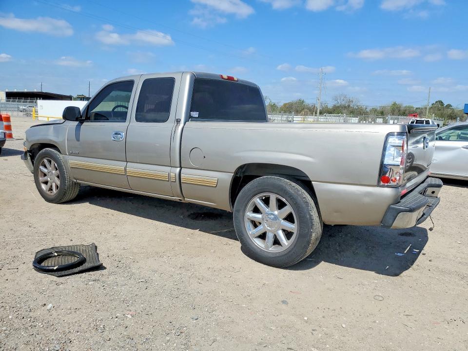 Продаж на аукціоні авто 2002 Chevrolet Silverado, vin: 2GCEC19V221155335, номер лоту: 46610866