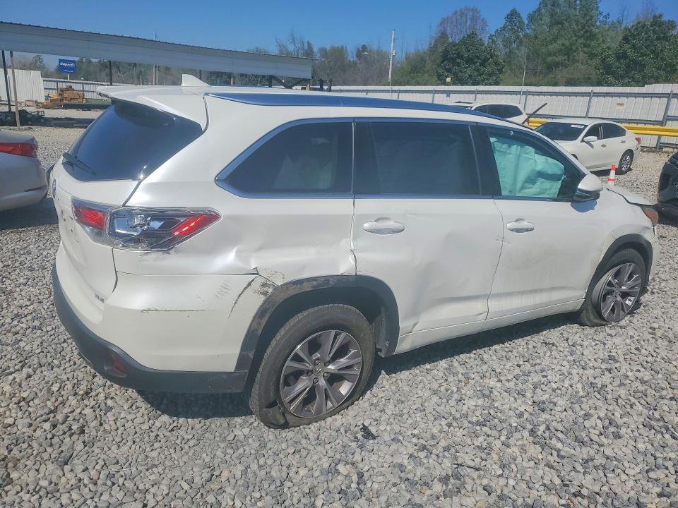 2015 Toyota Highlander მანქანა იყიდება აუქციონზე, vin: 5TDKKRFH7FS109386, აუქციონის ნომერი: 47792296