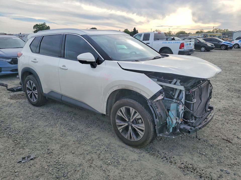 45872016 :رقم المزاد ، JN8AT3BA7MW012978 vin ، 2021 Nissan Rogue مزاد بيع