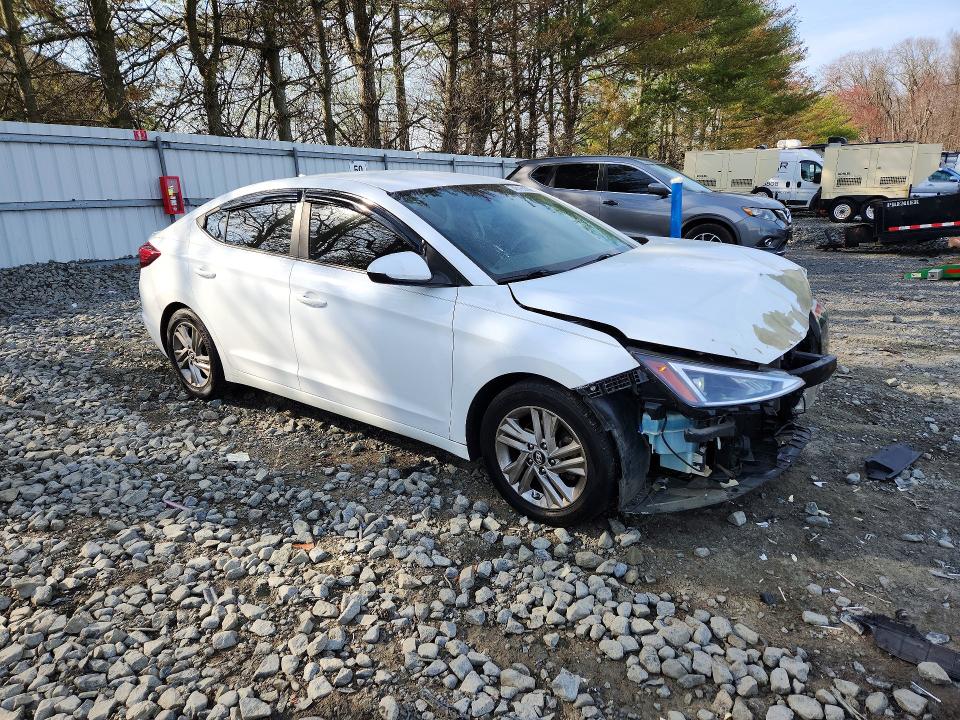 Продажа на аукционе авто 2019 Hyundai Elantra, vin: 5NPD84LF3KH421041, номер лота: 48169266