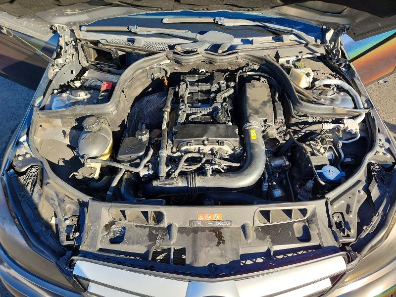 Продаж на аукціоні авто 2013 Mercedes-benz C, vin: WDDGJ4HB6DF961770, номер лоту: 45836126