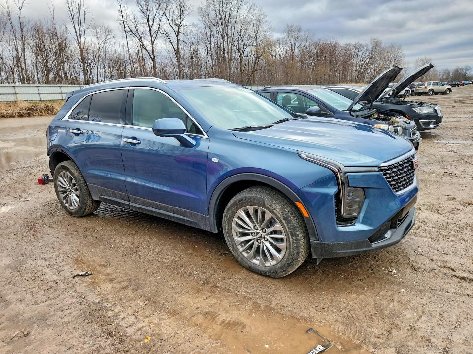 Продажа на аукционе авто 2025 Cadillac Xt4, vin: 1GYFZDR46SF157605, номер лота: 46121386