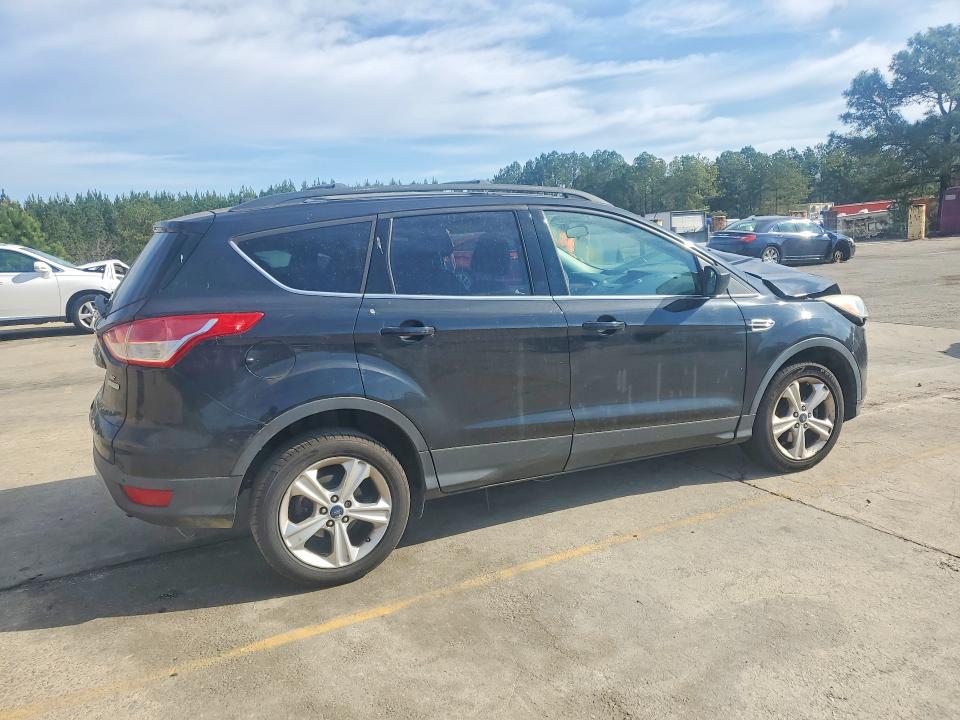 2013 Ford Escape მანქანა იყიდება აუქციონზე, vin: 1FMCU0GX5DUD79642, აუქციონის ნომერი: 46657876