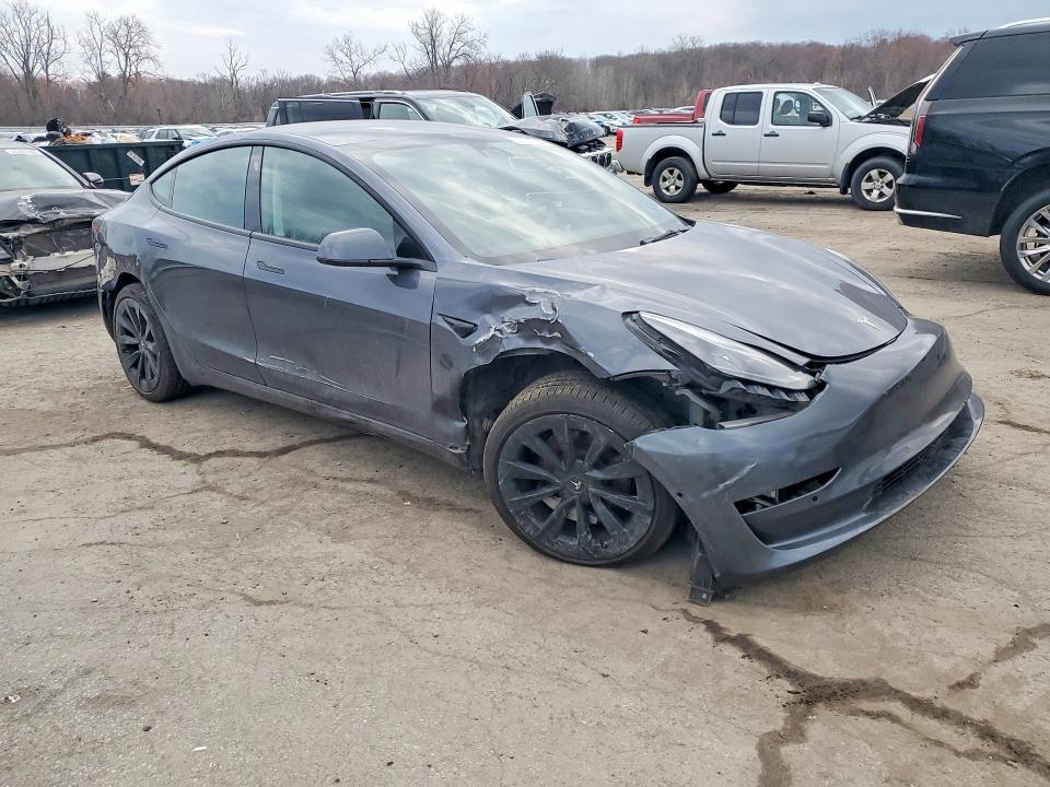 47575756 :رقم المزاد ، 5YJ3E1EB2NF285811 vin ، 2022 Tesla Model 3 مزاد بيع