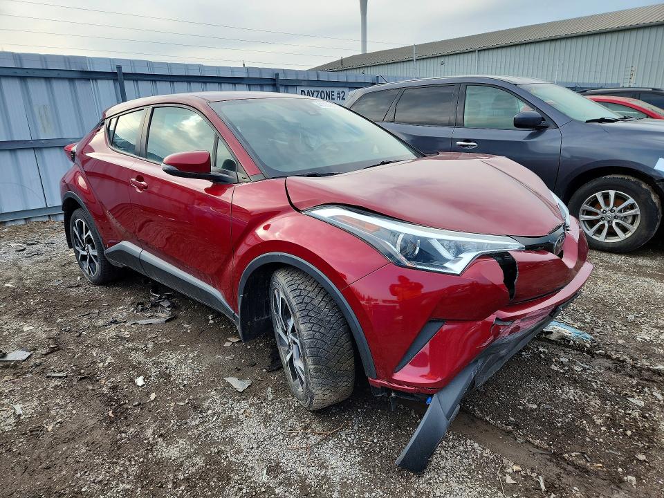 41737516 :رقم المزاد ، NMTKHMBX9JR060486 vin ، 2018 Toyota C-hr مزاد بيع