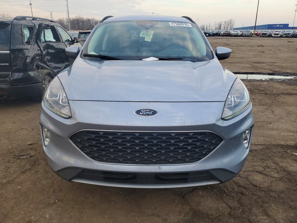 47560916 :رقم المزاد ، 1FMCU9H65NUB88170 vin ، 2022 Ford Escape مزاد بيع