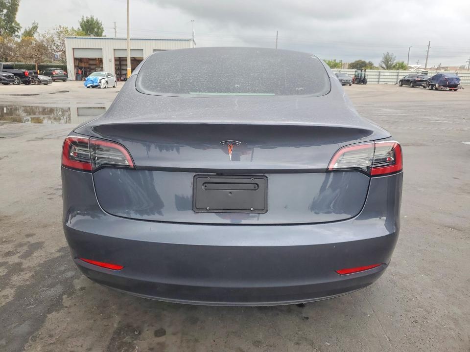 Продажа на аукционе авто 2023 Tesla Model 3, vin: 5YJ3E1EAXPF662279, номер лота: 45934786