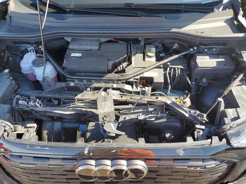 2024 Audi Q4 E-tron მანქანა იყიდება აუქციონზე, vin: WA1LUBFZ8RP041333, აუქციონის ნომერი: 79317085