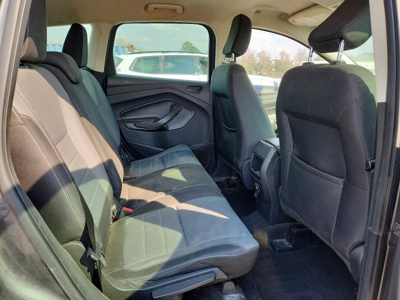 41700096 :رقم المزاد ، 1FMCU0F79JUA16452 vin ، 2018 Ford Escape مزاد بيع