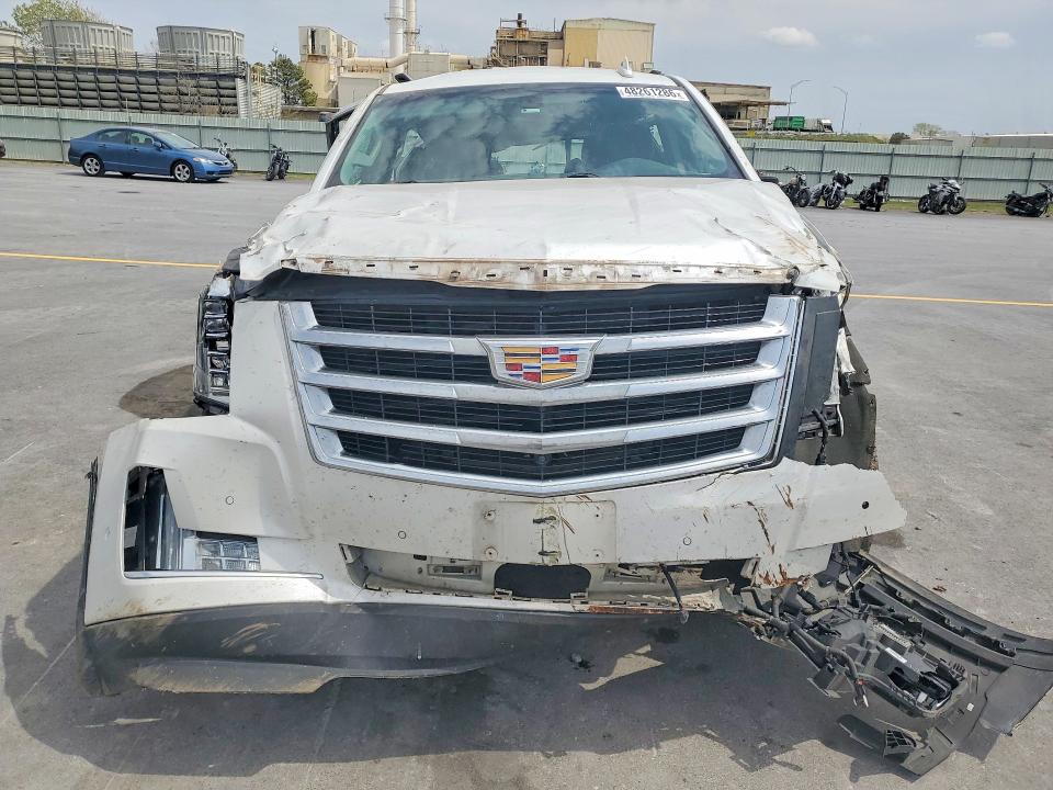 48261286 :رقم المزاد ، 1GYS3AKJXHR145642 vin ، 2017 Cadillac Escalade مزاد بيع