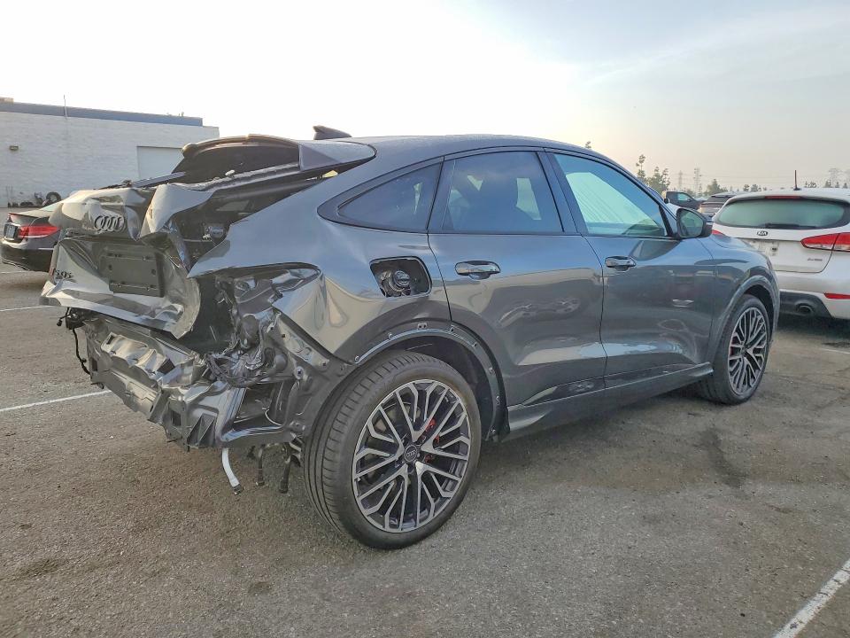 47545416 :رقم المزاد ، WA1B5AGU0S2091829 vin ، 2025 Audi Sq5 مزاد بيع