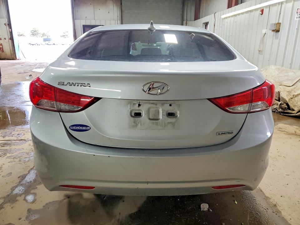 2013 Hyundai Elantra მანქანა იყიდება აუქციონზე, vin: 5NPDH4AE2DH192204, აუქციონის ნომერი: 47306236