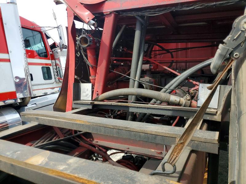 Продаж на аукціоні авто 1999 International 4900, vin: 1HTSDADR2XH602182, номер лоту: 46101016