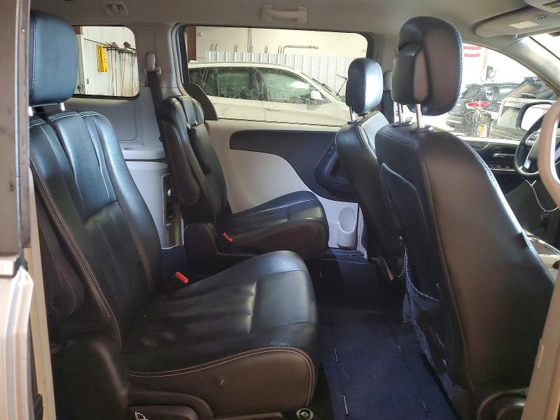 45495326 :رقم المزاد ، 2C4RC1BG3GR110975 vin ، 2016 Chrysler Town & Country مزاد بيع