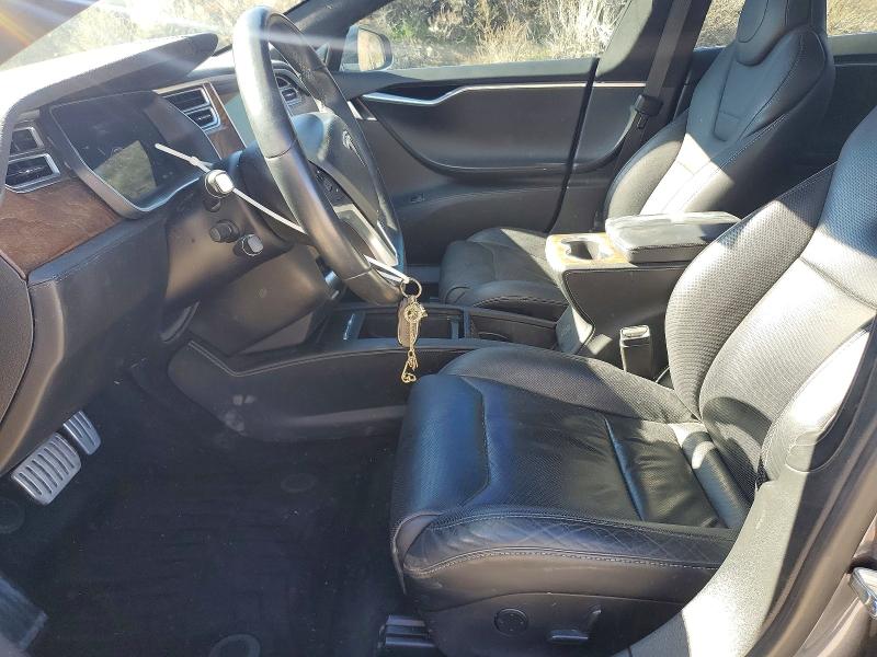 Продажа на аукционе авто 2016 Tesla Model S, vin: 5YJSA1E40GF177621, номер лота: 79444495