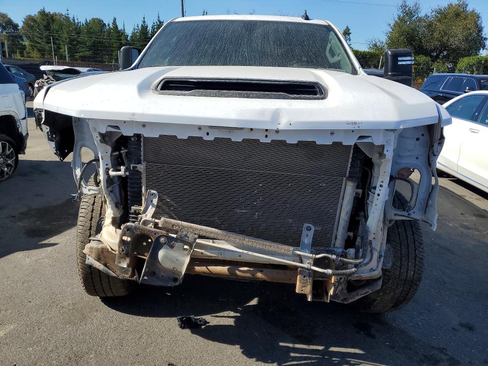 41636206 :رقم المزاد ، 2GC1KLE77S1176606 vin ، 2025 Chevrolet Silverado مزاد بيع