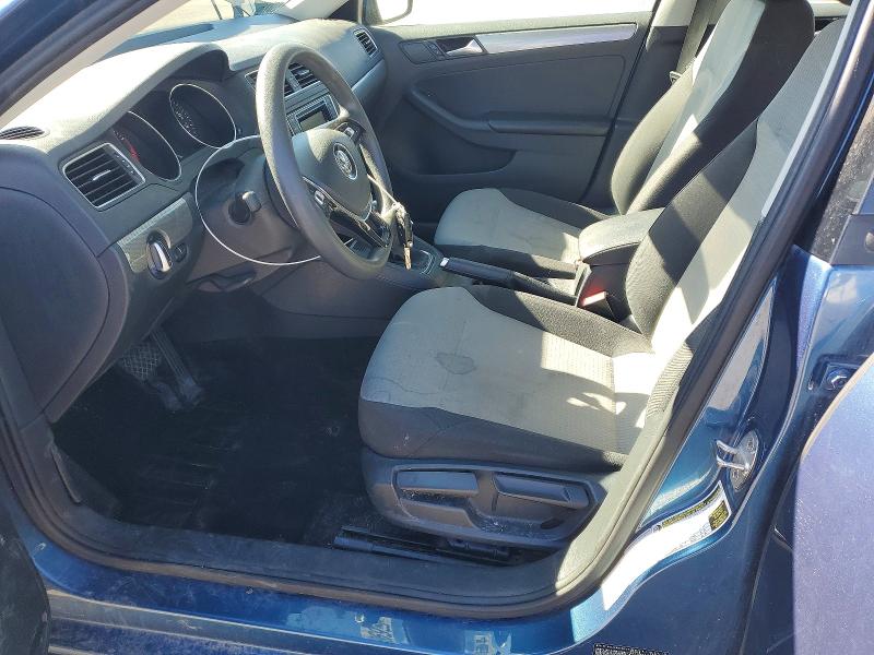 46696816 :رقم المزاد ، 3VW2B7AJ2HM354613 vin ، 2017 Volkswagen Jetta مزاد بيع