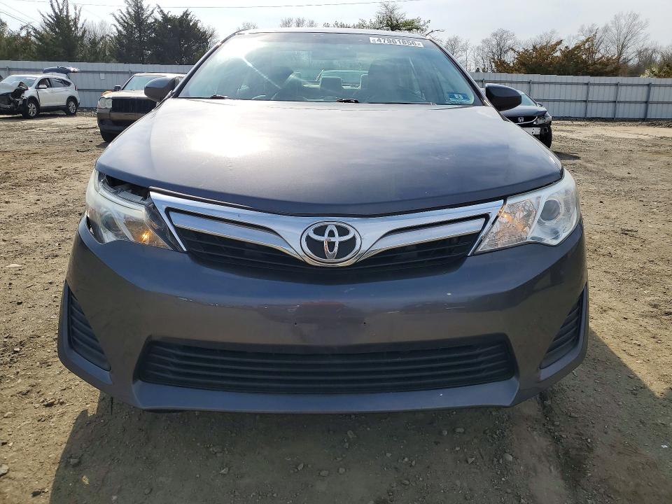47961856 :رقم المزاد ، 4T4BF1FK5ER364390 vin ، 2014 Toyota Camry مزاد بيع