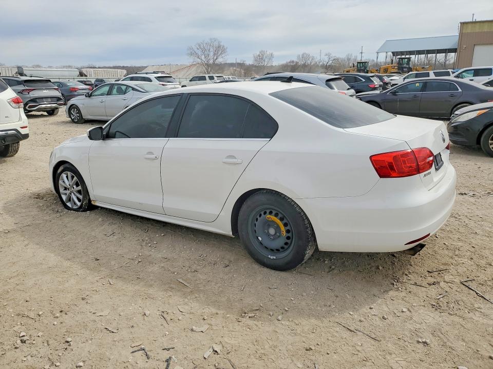 47360146 :رقم المزاد ، 3VWDX7AJ6DM352402 vin ، 2013 Volkswagen Jetta مزاد بيع