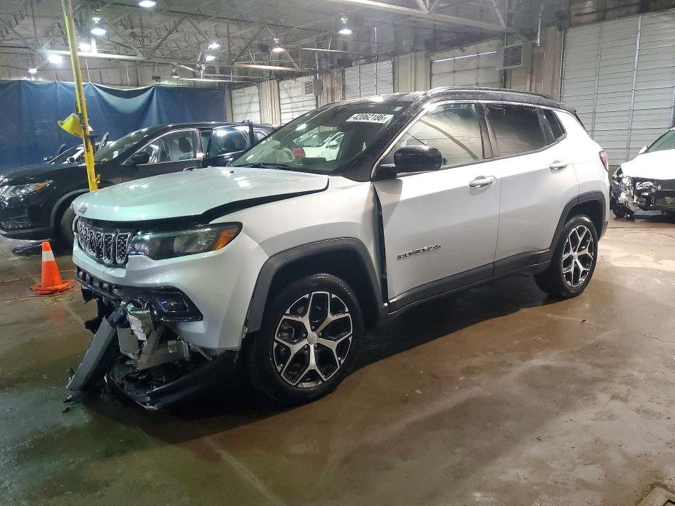 42062186 :رقم المزاد ، 3C4NJDCN4RT126346 vin ، 2024 Jeep Compass مزاد بيع