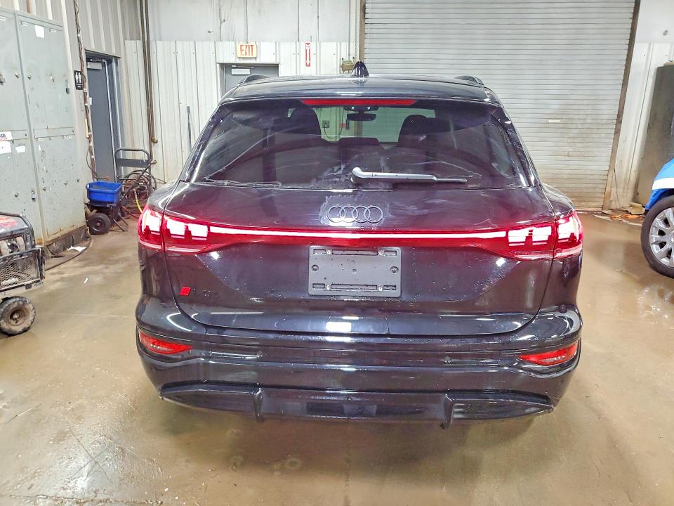 45457896 :رقم المزاد ، WA135BGF7SA072566 vin ، 2025 Audi Sq6 E-tron مزاد بيع