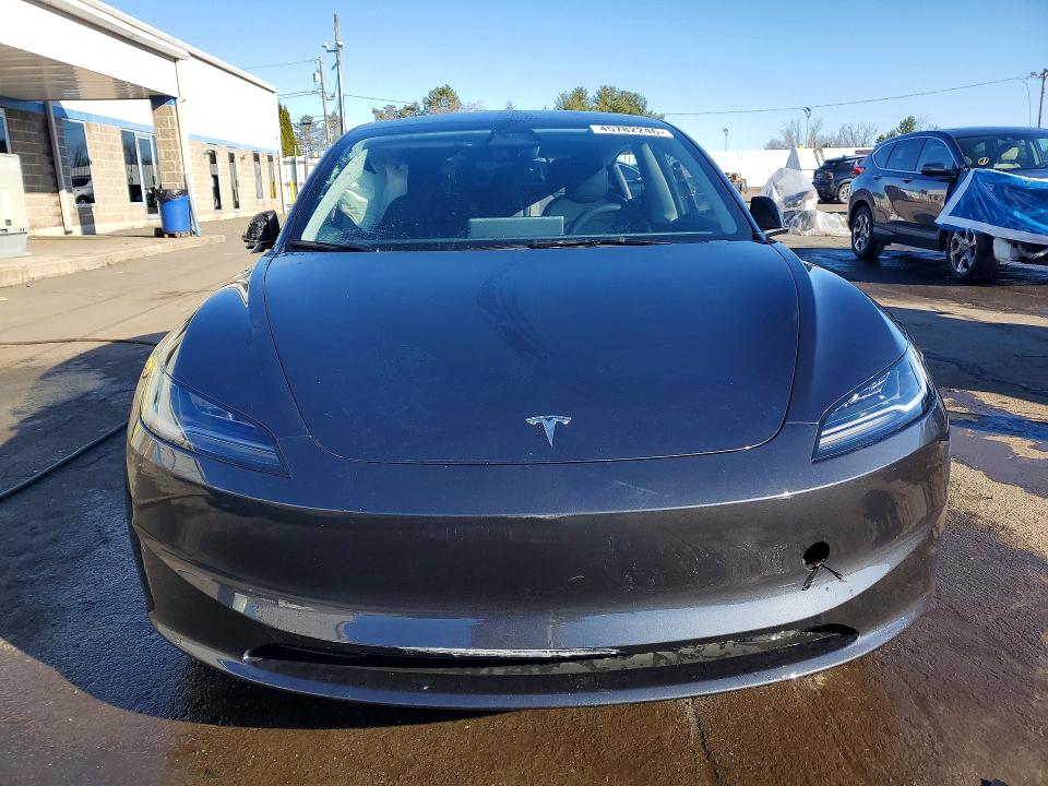 45782246 :رقم المزاد ، 5YJ3E1EA1SF008327 vin ، 2025 Tesla Model 3 مزاد بيع