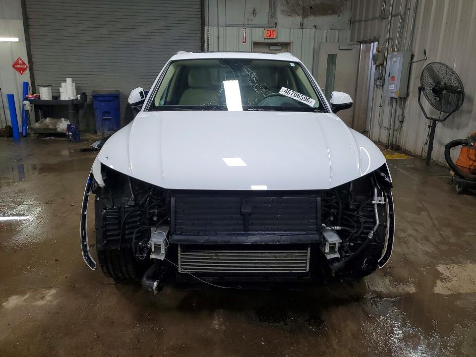 Продажа на аукционе авто 2018 Audi Q5, vin: WA1BNAFY2J2019694, номер лота: 46706596