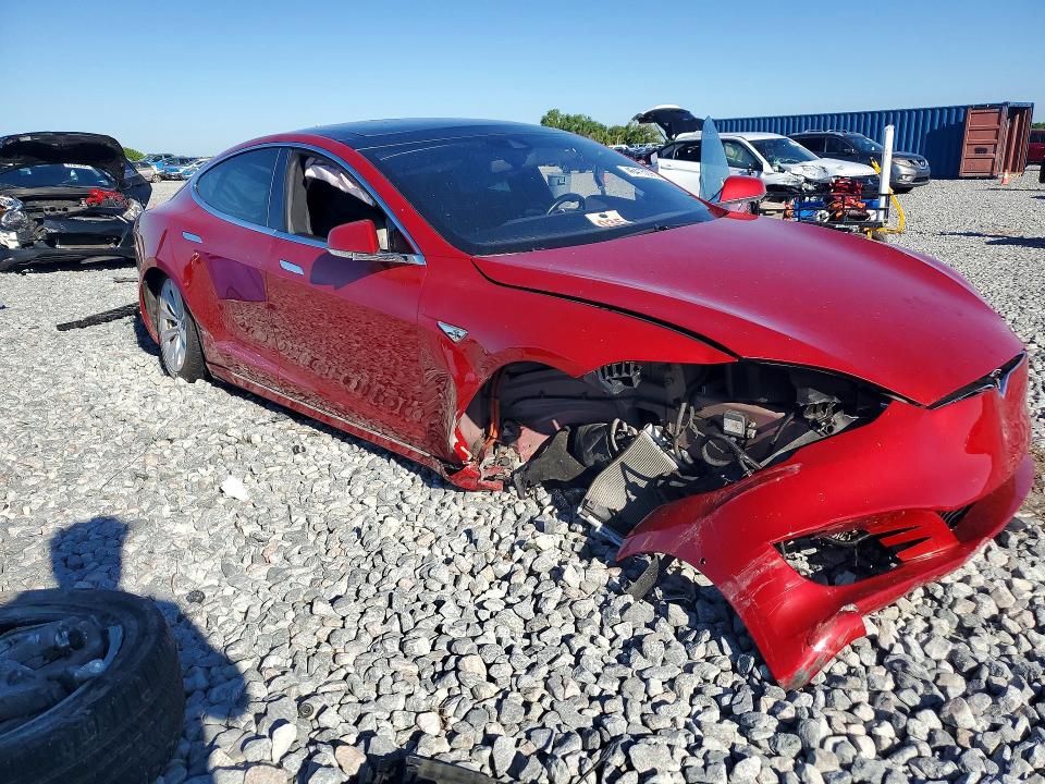 Продажа на аукционе авто 2016 Tesla Model S, vin: 5YJSA1E18GF150124, номер лота: 46415096